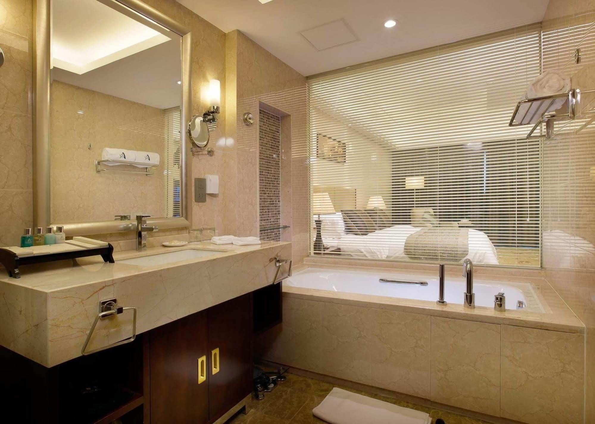 Langfang Arcadia International Hotel Dış mekan fotoğraf